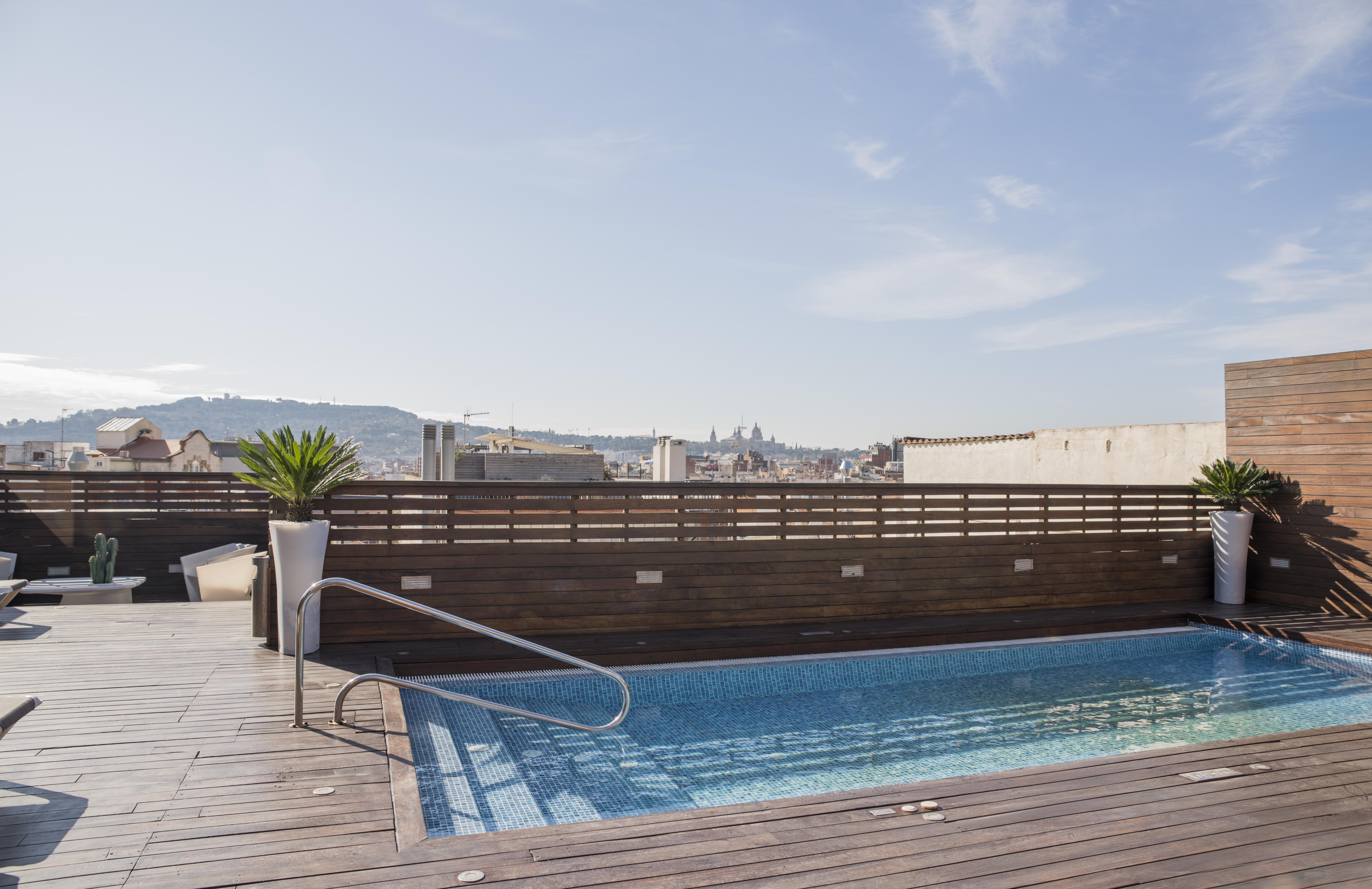 Lleo Hotel