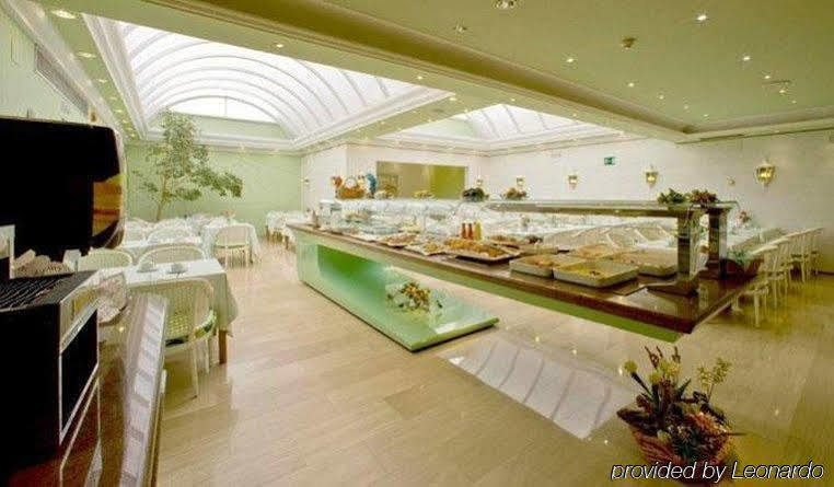 Hotel Lleo 3*