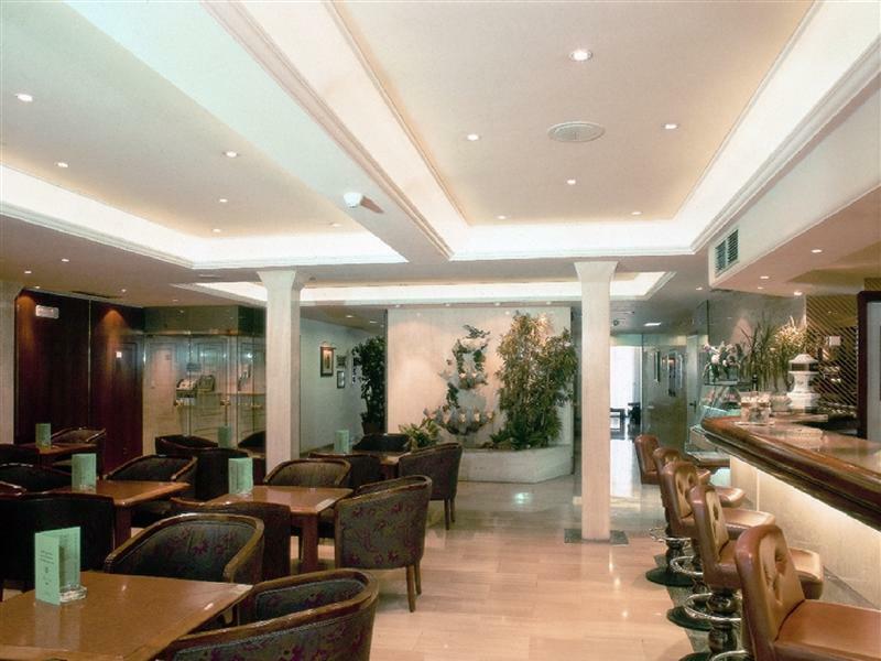 Hotel Lleo 3*